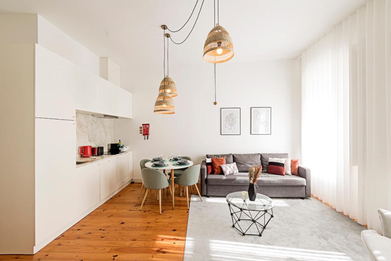 Lovelystay - Cativo Studio Downtown By Metro Station OOporto Extérieur photo